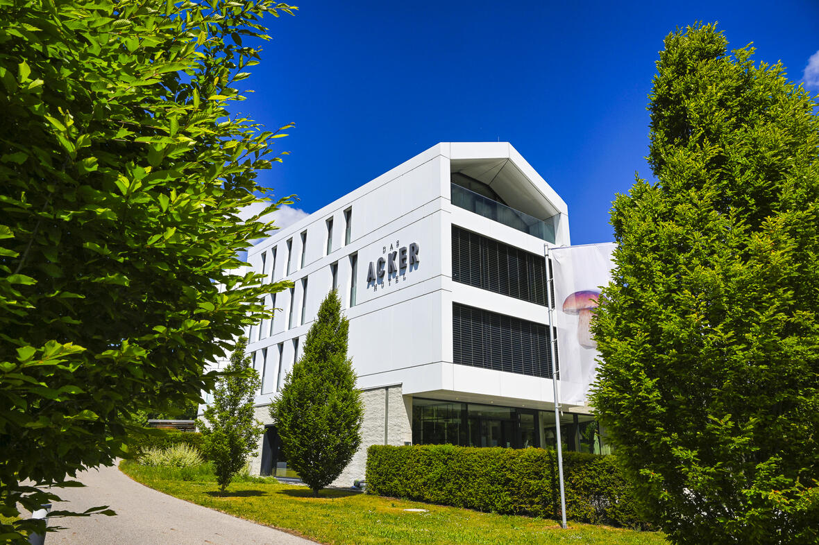 4-hotel_aussenanlage-c-jerry-andre-photography